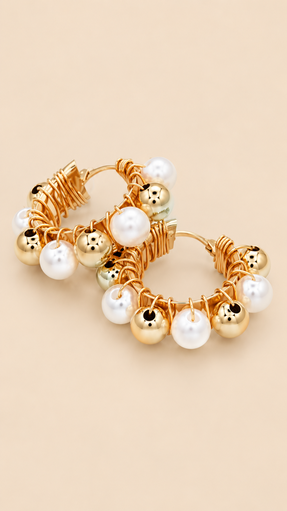 Aretes Perla Dorada y Blanca - Imagen 3