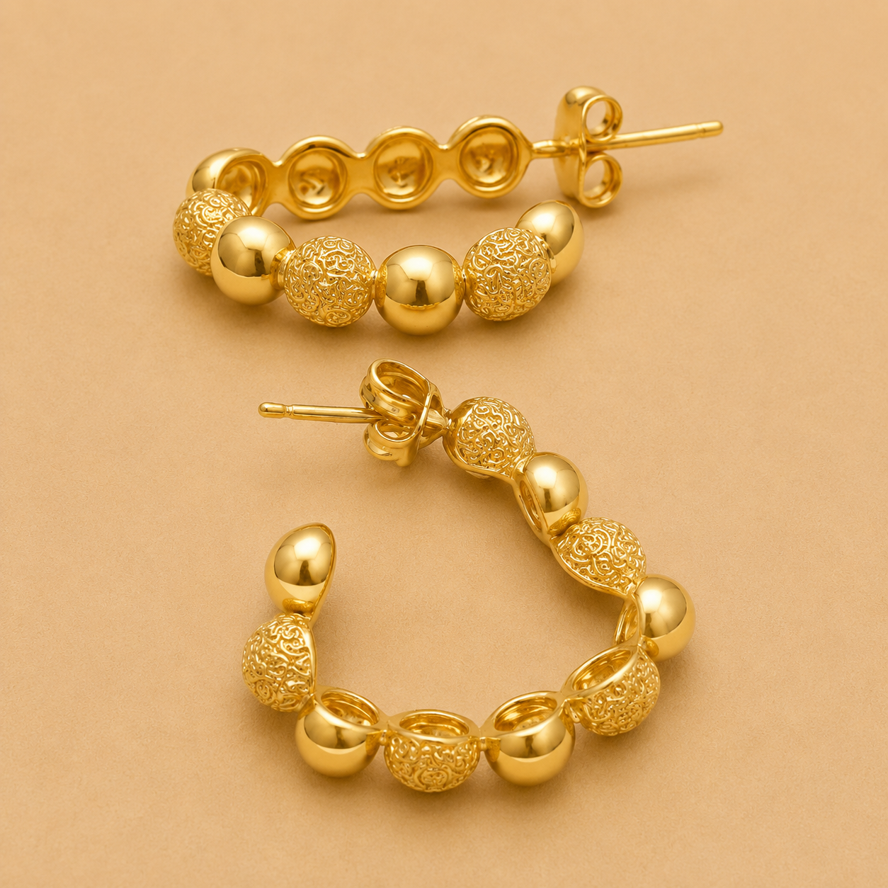 Aretes semi corazon dorado - Imagen 5